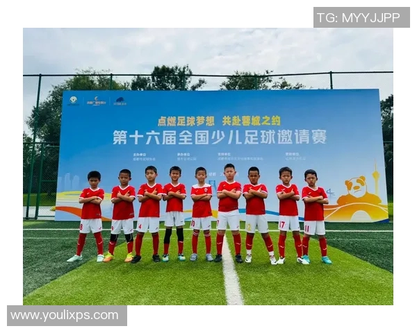 未来的足球明星将会是谁他们的成长之路与潜力分析